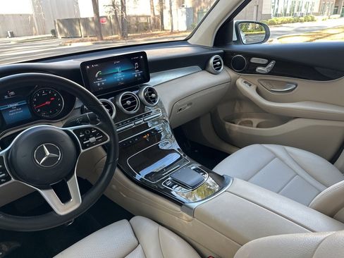 Used 2021 Mercedes-Benz GLC 300 image 33