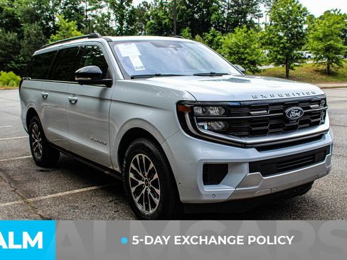 Used 2025 Ford Expedition Max Platinum AWD/4WD image 4