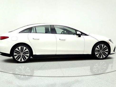 Used 2023 Mercedes-Benz EQE 350+ 4MATIC Sedan w/ Exclusive Trim Package image 4