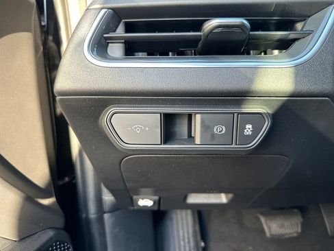 New 2025 Kia K4 GT-Line image 14