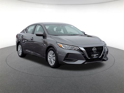 Used 2021 Nissan Sentra S image 3