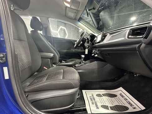 Used 2019 Kia Rio S FWD image 36