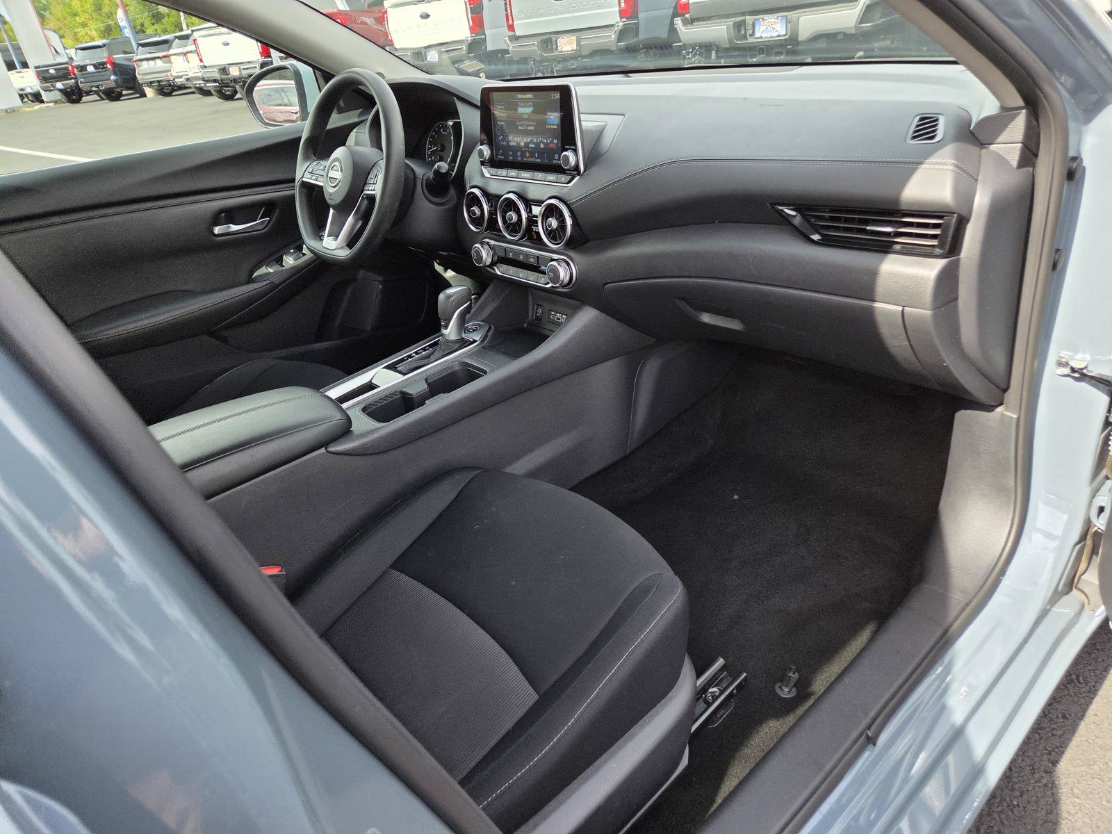 Used 2024 Nissan Sentra SV FWD image 21