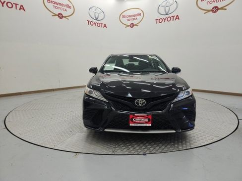 Used 2020 Toyota Camry XSE image 4