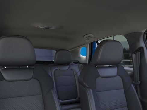 New 2026 Chevrolet Trax LT w/ LT Convenience Package image 25