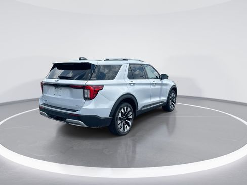 Used 2025 Ford Explorer Platinum w/ LUX Leather Package AWD/4WD image 9