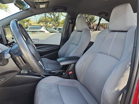 Used 2022 Toyota Corolla SE FWD image 14