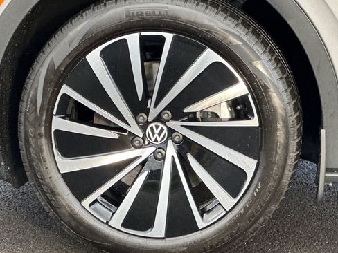 New 2026 Volkswagen ID.4 Pro image 24