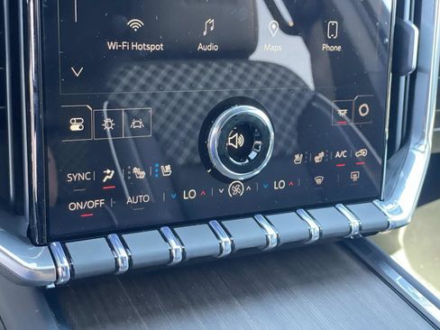 New 2026 GMC Acadia Denali w/ Super Cruise Package image 15