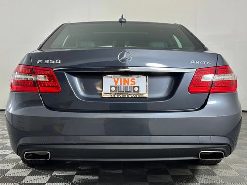 Used 2011 Mercedes-Benz E 350 4MATIC Sedan image 23
