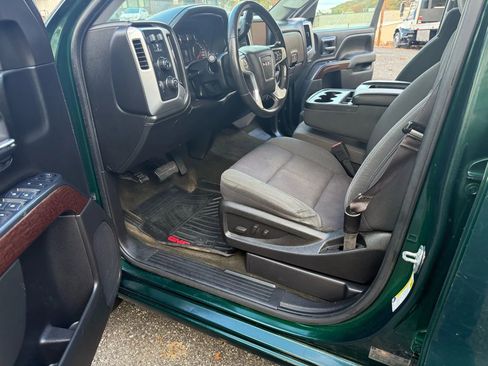 Used 2015 GMC Sierra 1500 SLE w/ SLE Value Package image 29