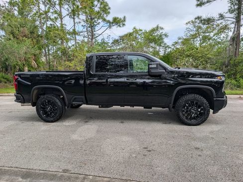 New 2026 Chevrolet Silverado 2500 LTZ image 10