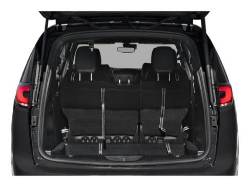 Used 2025 Chrysler Pacifica Limited FWD image 13