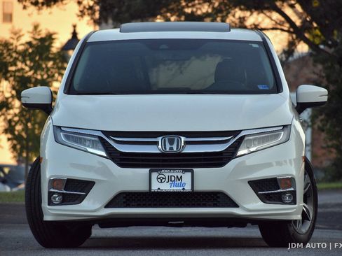Used 2019 Honda Odyssey Touring image 3