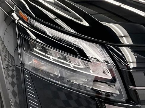 New 2026 Nissan Pathfinder SV w/ SV Premium Package AWD/4WD image 14