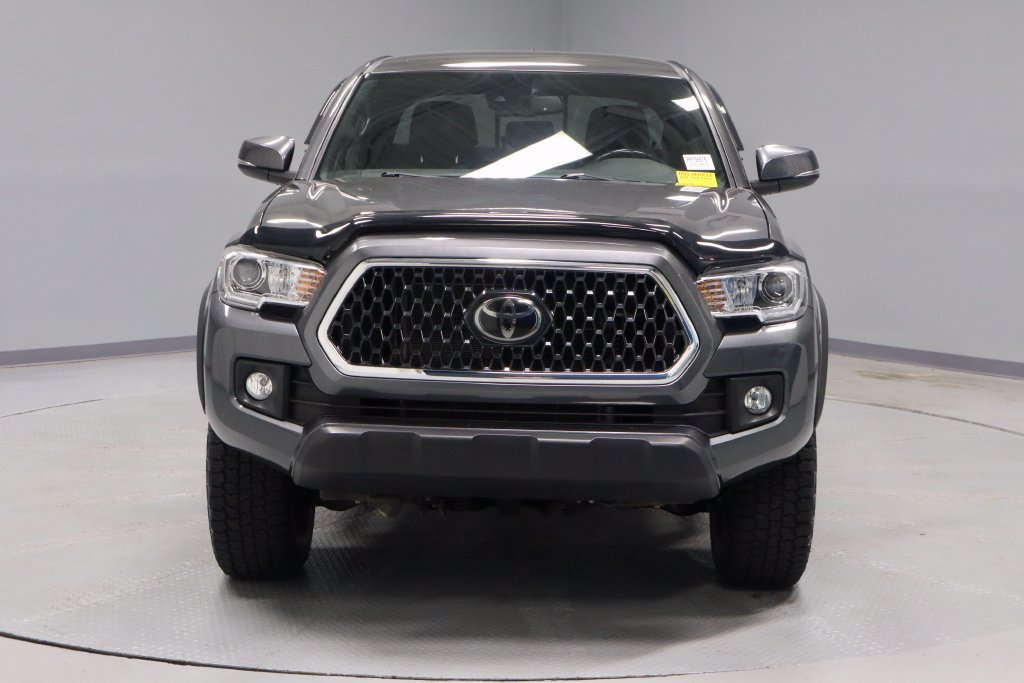 Used 2018 Toyota Tacoma TRD Off-Road AWD/4WD image 5