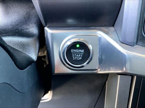 Used 2021 Ford F150 Lariat AWD/4WD image 31