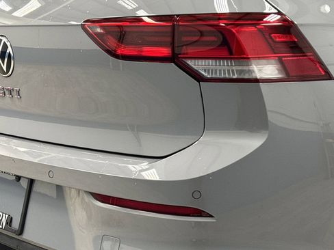 Used 2022 Volkswagen GTI SE image 32