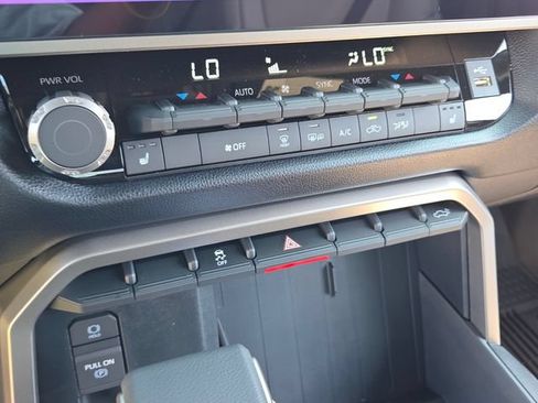 New 2026 Toyota Tundra SR5 AWD/4WD image 19