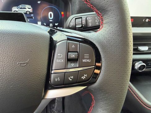 Used 2021 Ford F350 Lariat w/ Chrome Package image 30