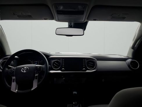 Used 2021 Toyota Tacoma SR5 image 23