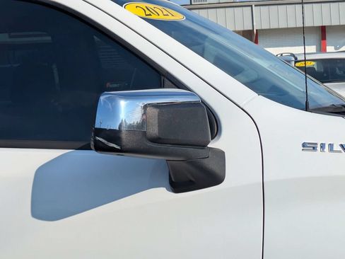 Used 2021 Chevrolet Silverado 1500 LT RWD image 11
