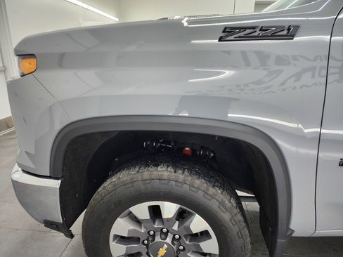 Used 2024 Chevrolet Silverado 2500 LT w/ All Star Edition image 41