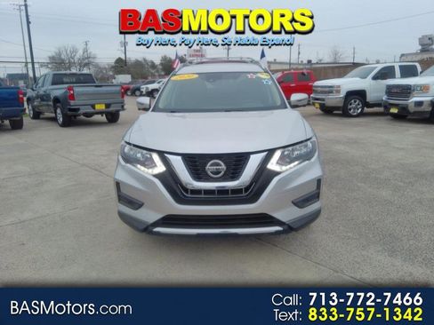 Used 2020 Nissan Rogue SV w/ Premium Package image 1