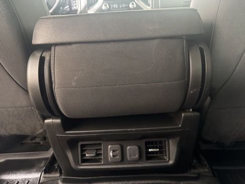 Used 2023 GMC Sierra 2500 SLE w/ SLE Convenience Package image 13