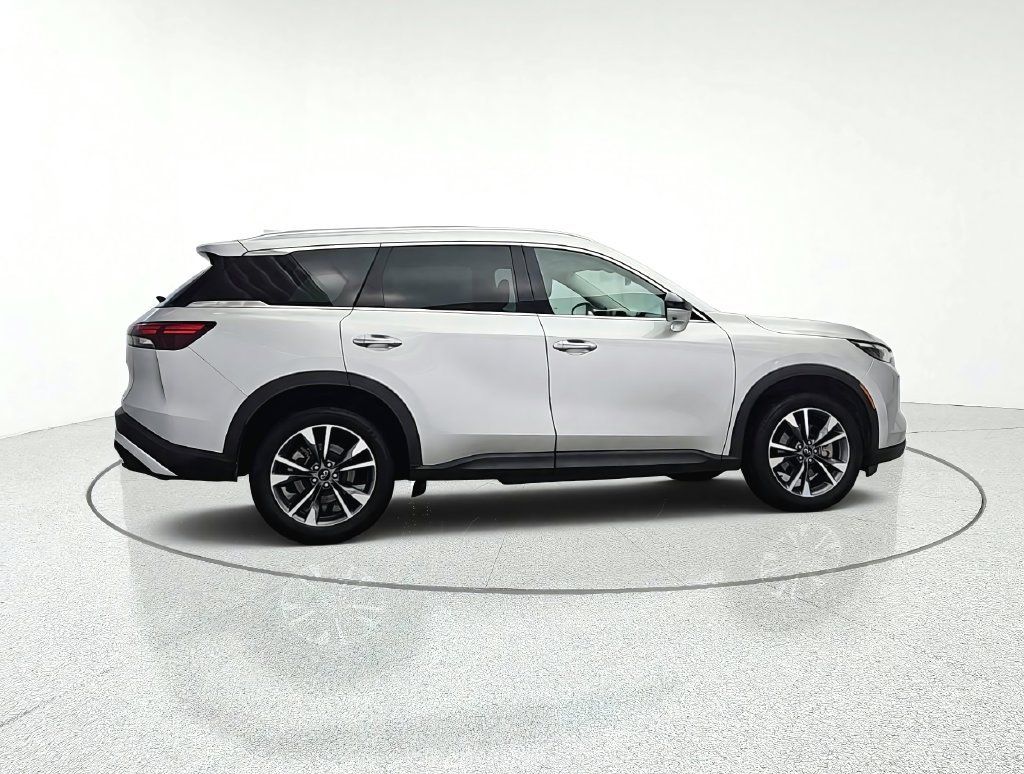 Used 2023 INFINITI QX60 Luxe AWD/4WD image 7