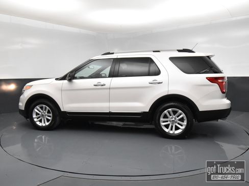 Used 2011 Ford Explorer XLT w/ 202A Rapid Spec Order Code image 3