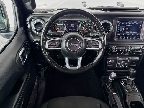 Used 2021 Jeep Wrangler Unlimited Sahara w/ Uconnect 4C Nav & Sound Group image 15