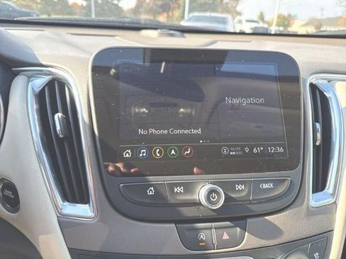 Used 2024 Chevrolet Malibu LT image 13