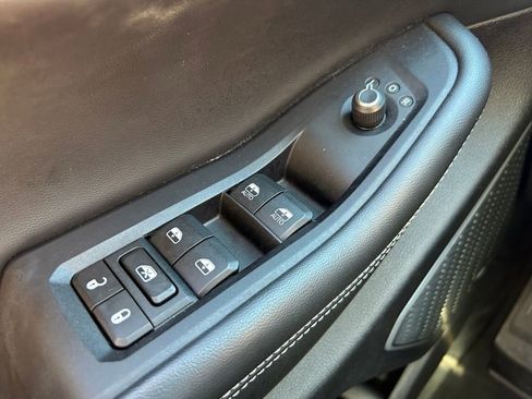 Certified 2022 Jeep Grand Cherokee L Limited w/ Luxury Tech Group II image 22