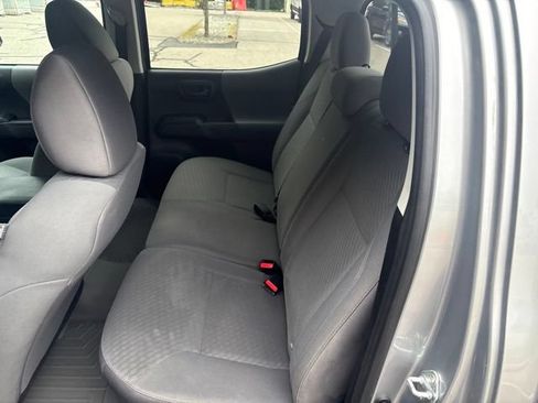 Used 2021 Toyota Tacoma SR AWD/4WD image 11