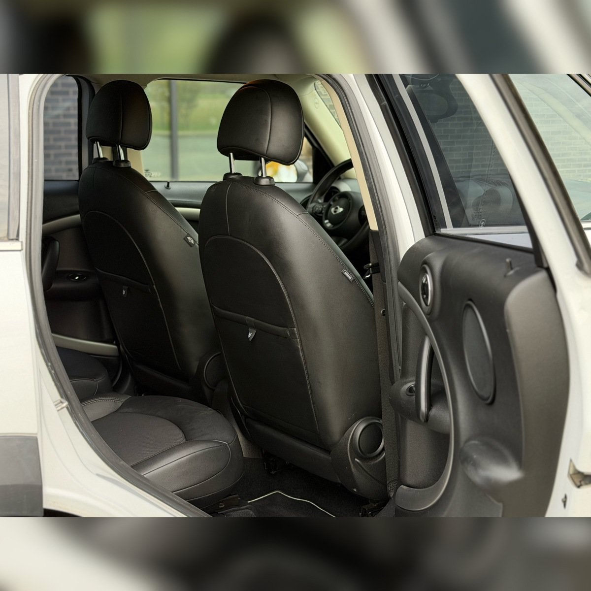 Used 2012 MINI Cooper Countryman FWD image 8