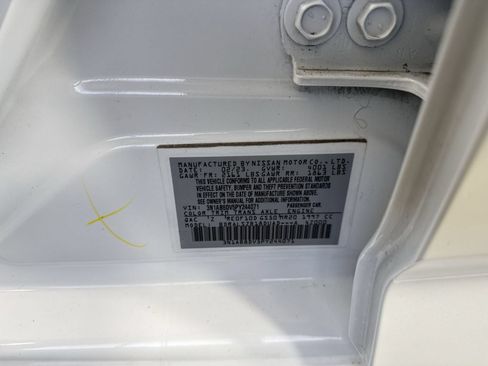 Used 2023 Nissan Sentra SR w/ SR Premium Package FWD image 37