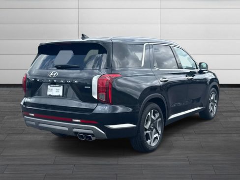 Used 2024 Hyundai Palisade Limited AWD/4WD image 4