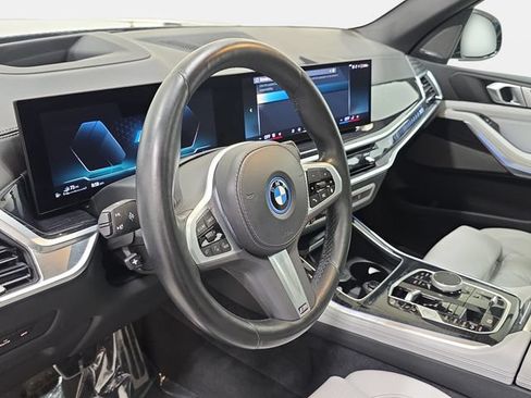 Used 2024 BMW X5 xDrive50e w/ M Sport Package AWD/4WD image 12
