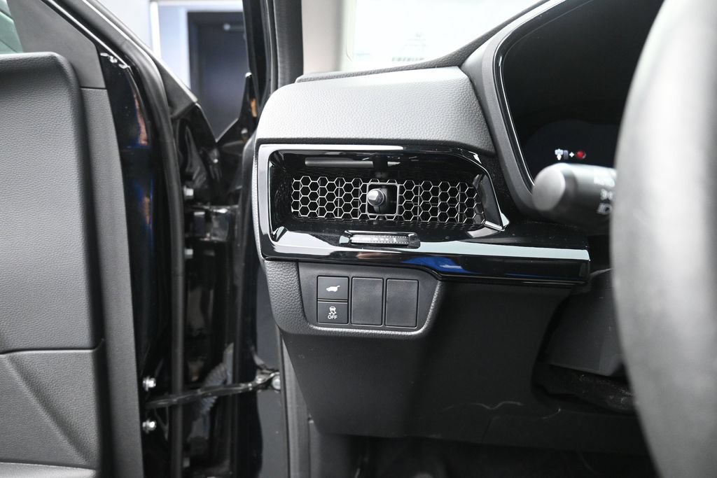 Used 2024 Honda CR-V EX-L image 30
