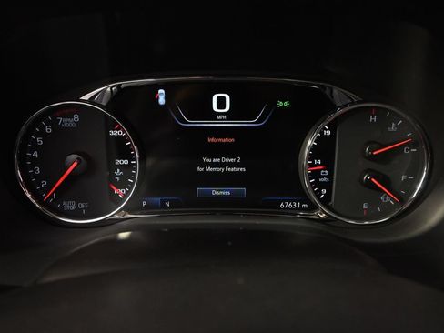 Used 2023 GMC Acadia Denali w/ Denali Ultimate Package AWD/4WD image 25