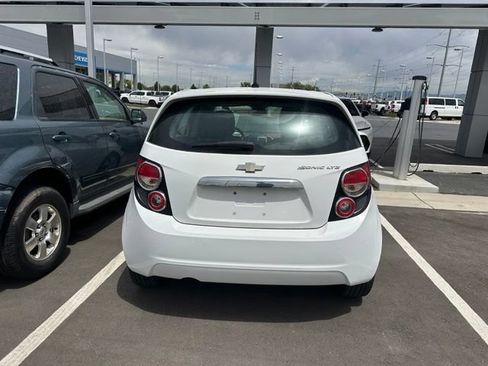 Used 2012 Chevrolet Sonic LTZ FWD image 8