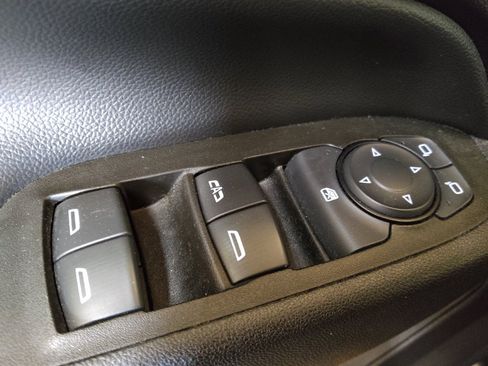 Used 2020 Chevrolet Equinox LT image 27