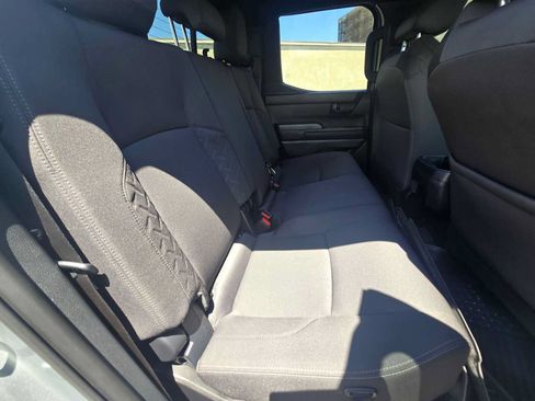 Used 2025 Toyota Tacoma SR5 AWD/4WD image 12