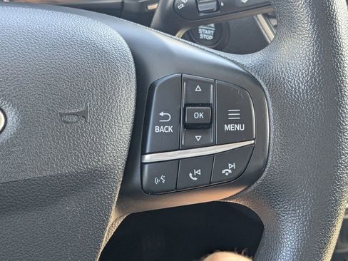 Used 2022 Ford Escape SE image 23