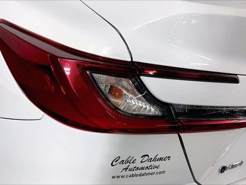 Used 2025 Toyota Camry LE FWD image 28