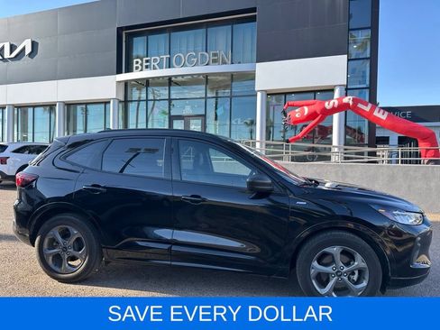 Used 2023 Ford Escape ST-Line w/ Tech Pack #1 FWD image 4