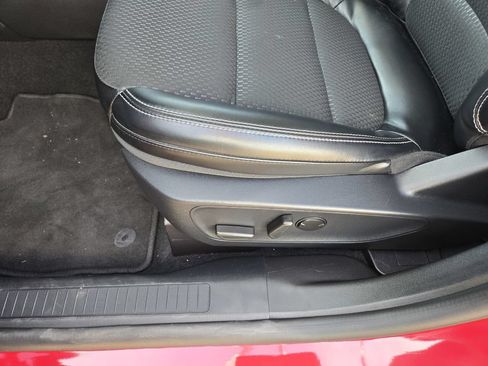 Used 2024 Ford Escape SE FWD image 13