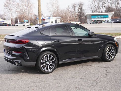 Used 2023 BMW X6 xDrive40i w/ M Sport Package image 15