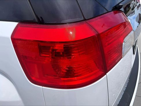 Used 2017 GMC Terrain SLE w/ Chrome Edition AWD/4WD image 29